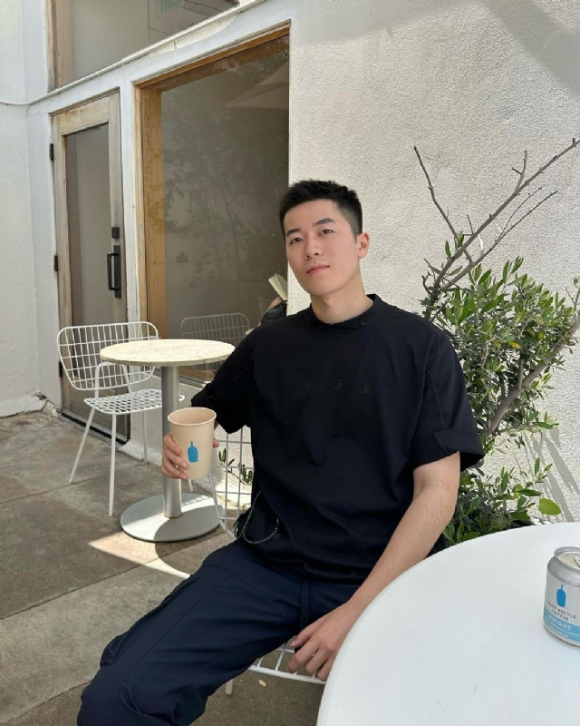 VV的第二张照片--泉州相亲服务中心