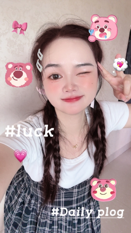 丫头的第四张照片--泉州相亲服务中心