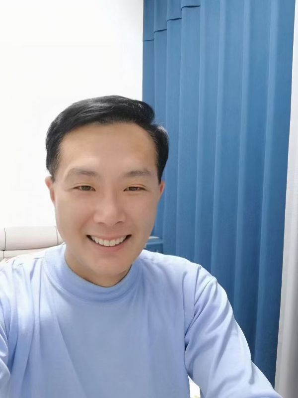 枫叶的第三张照片--泉州相亲服务中心
