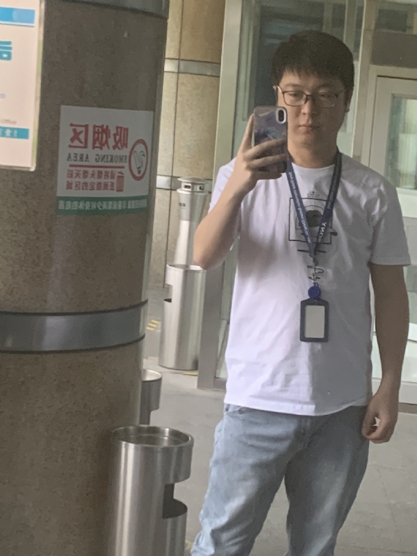 潜伏的第一张照片--泉州相亲服务中心