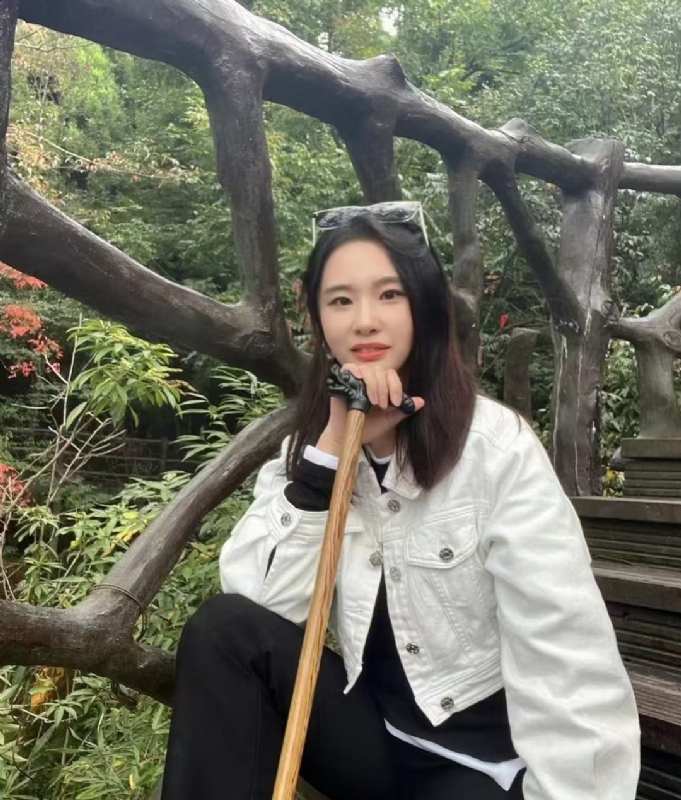 琪琪的第一张照片--泉州相亲服务中心