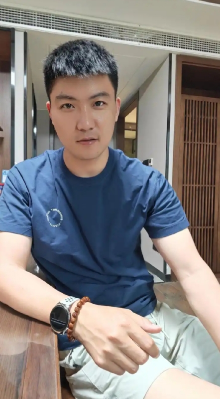 大鹏展翅的第二张照片--泉州相亲服务中心