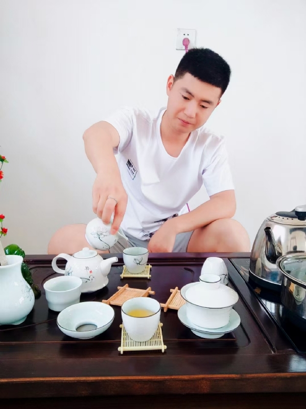 日月的第二张照片--泉州相亲服务中心