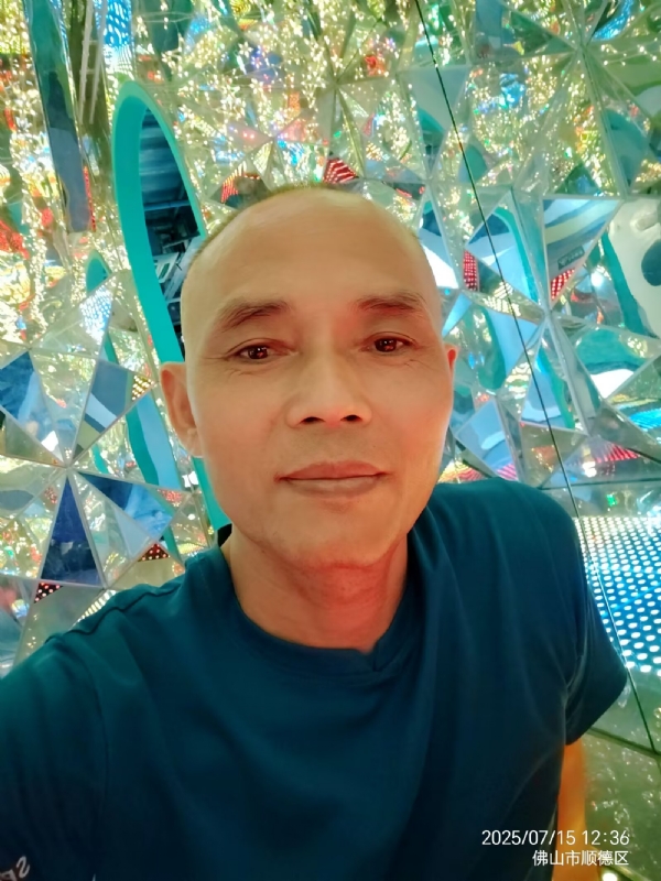 阿里睡不着的第二张照片--泉州相亲服务中心