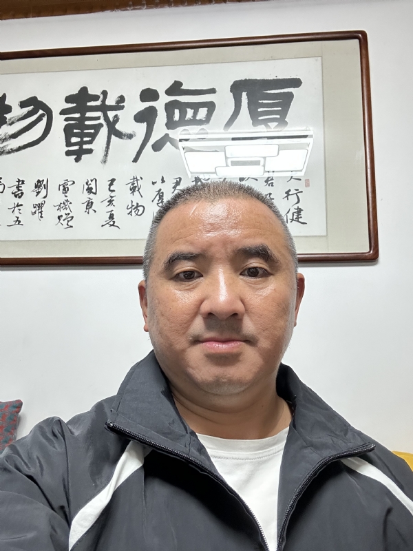 沉稳世界的第一张照片--泉州相亲服务中心