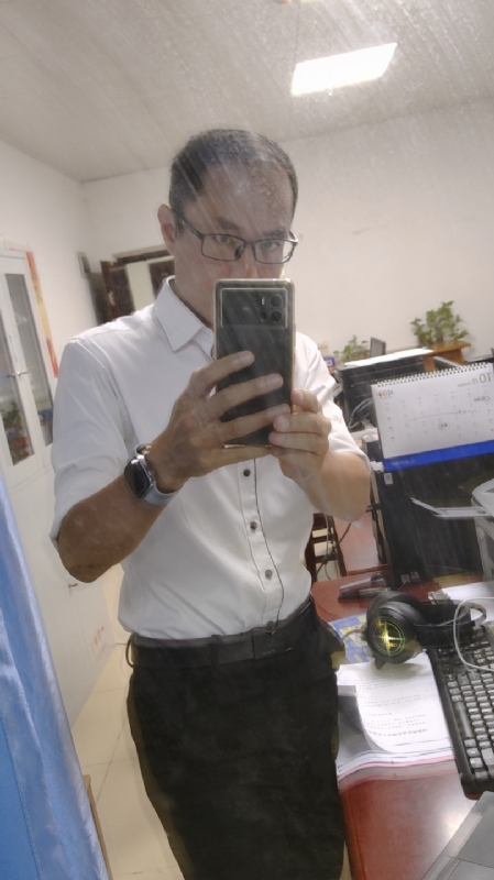 老蔡先生的第一张照片--泉州相亲服务中心