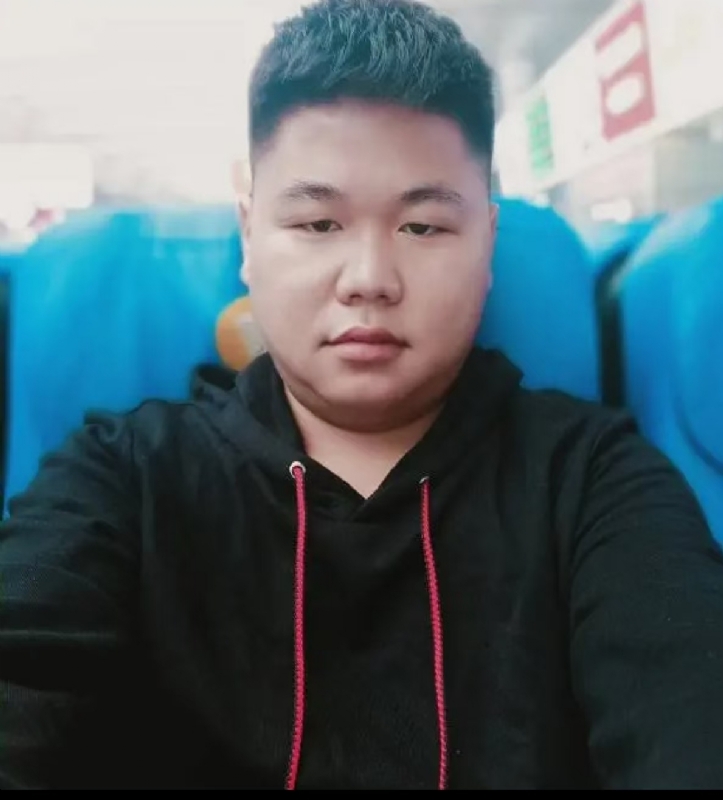 黄斌的第一张照片--泉州相亲服务中心