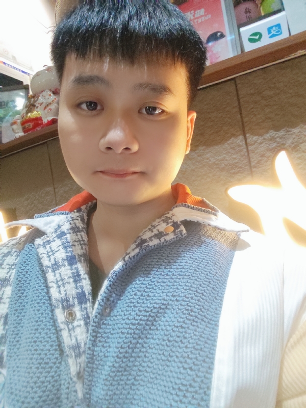 侯侯的第一张照片--泉州相亲服务中心