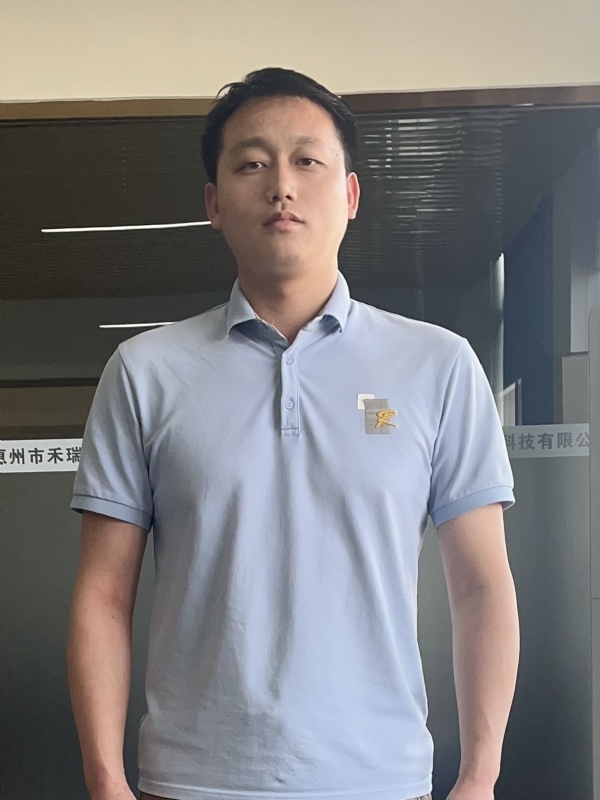 鹊桥的第一张照片--泉州相亲服务中心