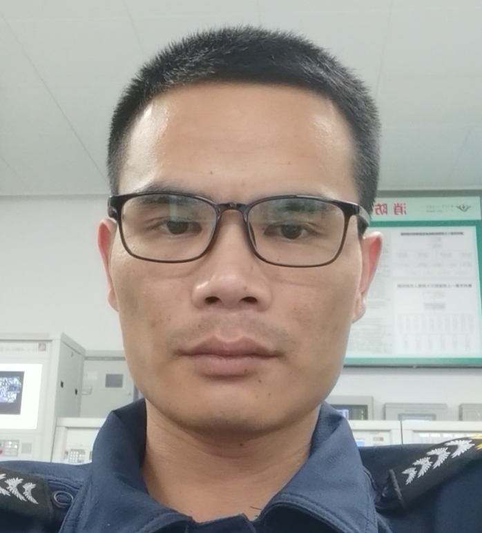 一直都在的第三张照片--泉州相亲服务中心