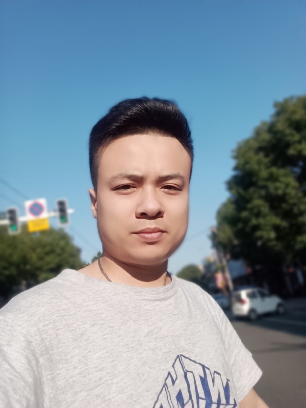 简简单单的第一张照片--泉州相亲服务中心