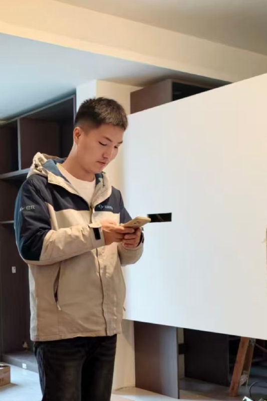 熊展的第一张照片--泉州相亲服务中心