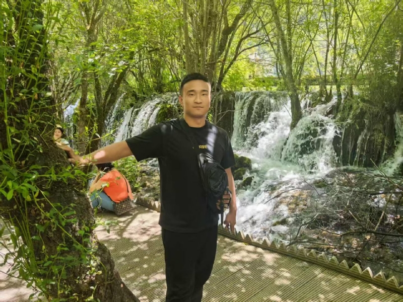 不管多累的第一张照片--泉州相亲服务中心