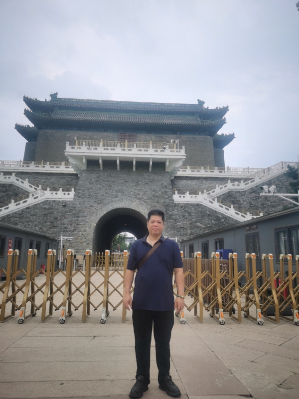 伟哥的第一张照片--泉州相亲服务中心