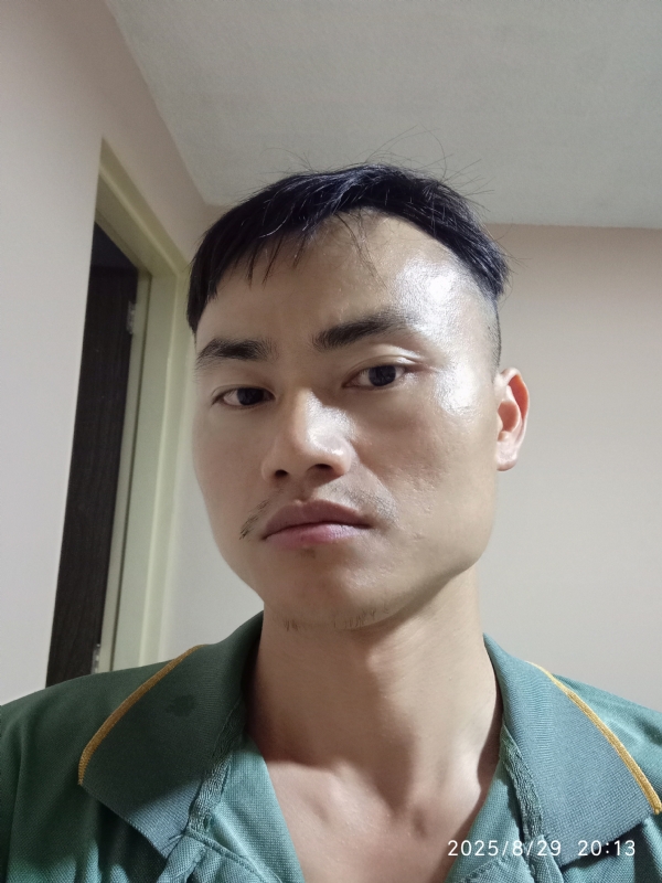 自简的第二张照片--泉州相亲服务中心