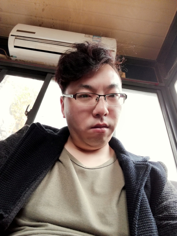 风雨彤周的第二张照片--泉州相亲服务中心