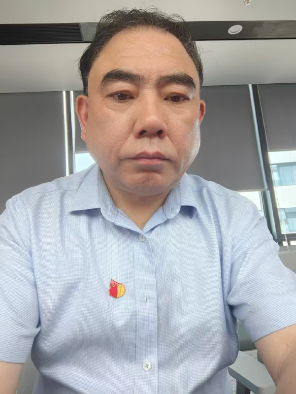 邹先生的第二张照片--泉州相亲服务中心