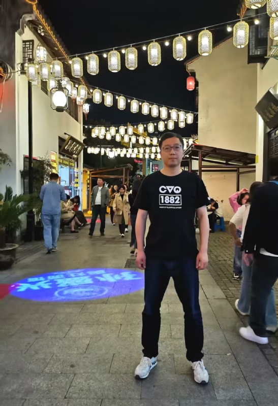 张楚岚的第一张照片--泉州相亲服务中心