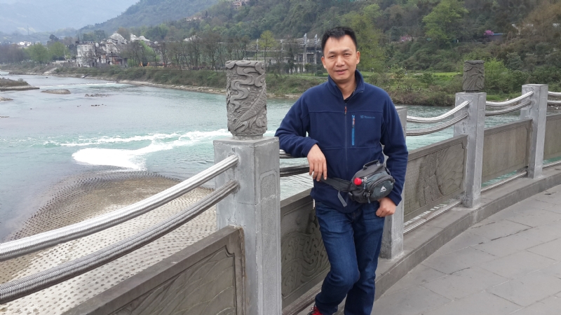 上下求索的第一张照片--泉州相亲服务中心