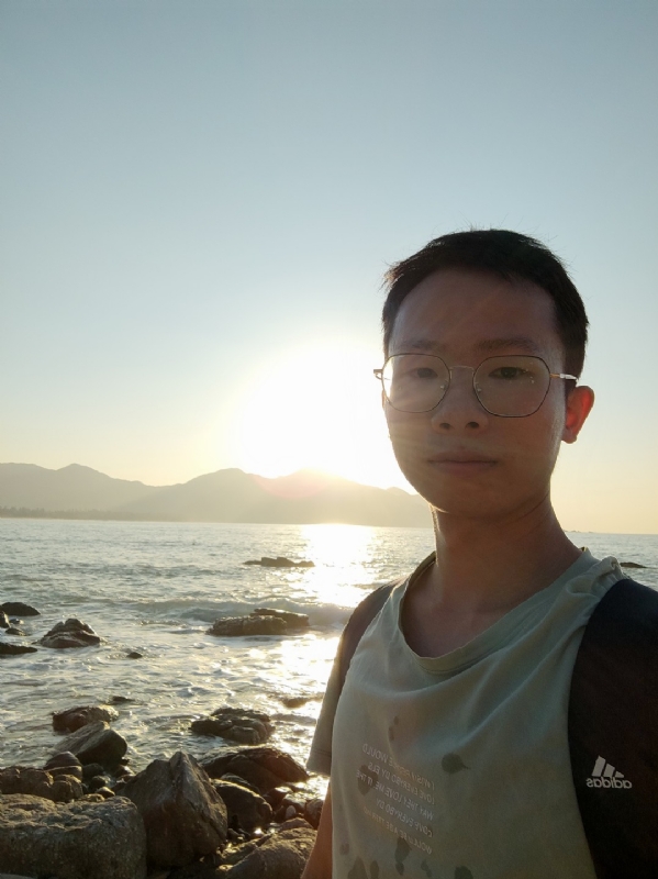 微光的第一张照片--泉州相亲服务中心
